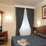 Adorasuite Bed & Breakfast 3*