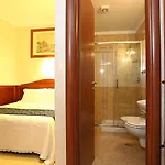 Adorasuite 3* Rome